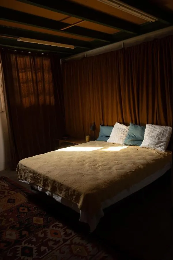 Local 6 Bed & Breakfast Barcelona