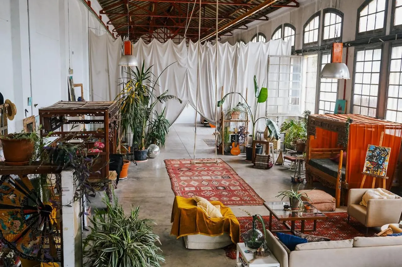 Local 6 Bed and Breakfast Βαρκελώνη Ισπανία